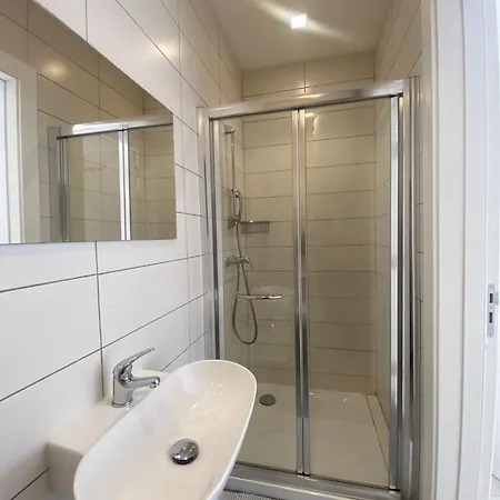 Spectacular Distant Seaview *