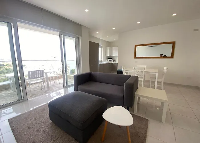 Spectacular Distant Seaview Apartamento